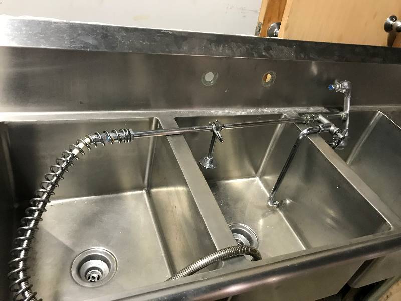 Universal SPG Stainless Steel 3-Bay Sink, 88x26x43.5 Sink Measurements 16x20x12D-1with Faucet and Spayer