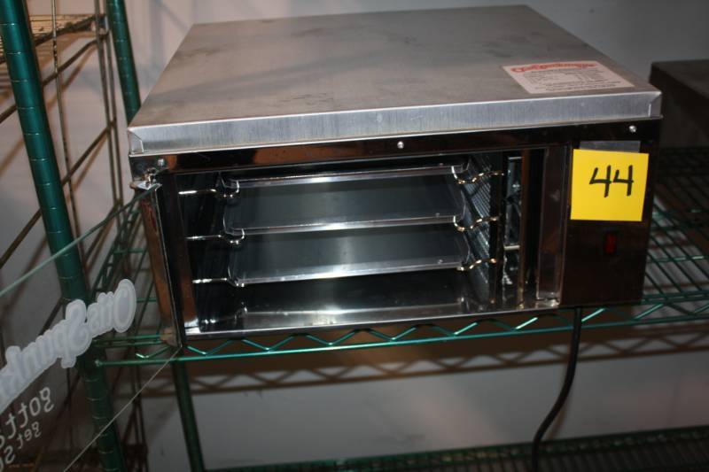 Otis Spunkmeyer Cookie Oven and TraysNote Like New