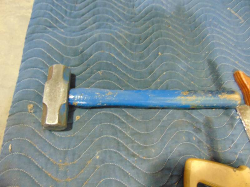 lot 42 image: Lot of Hand Tools