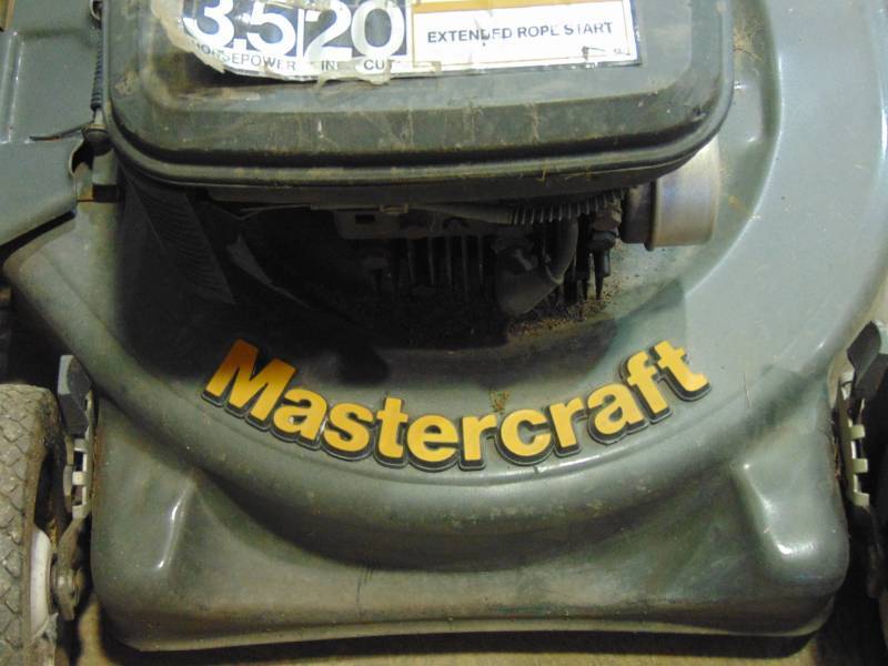 lot 52 image: Mastercraft Lawn Mower