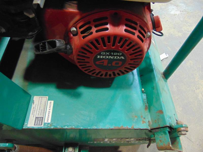 lot 56 image: Lesco Split-Drive Powered Lawn Aerator