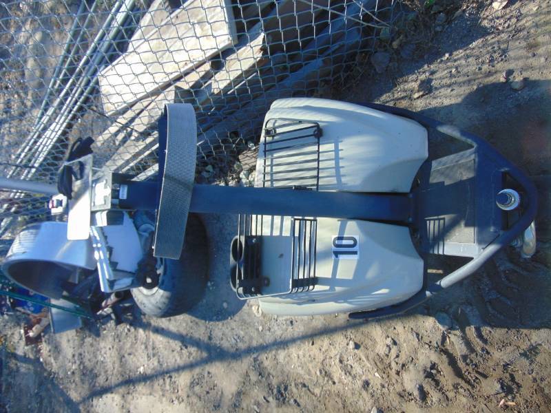lot 62 image: Electric Golf Club Bag Power Cart