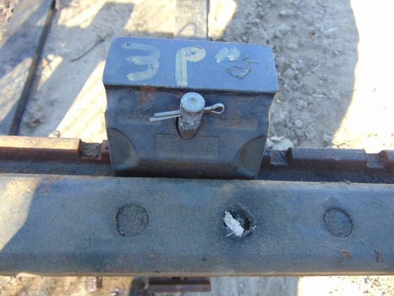 lot 63 image: Fork Lift Pallet Forks