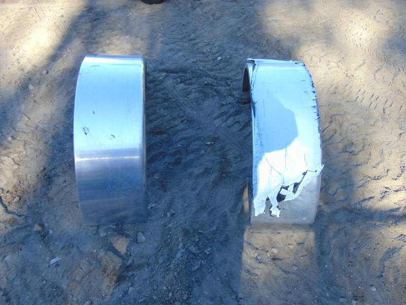 lot 66 image: (2) Trailer Fenders