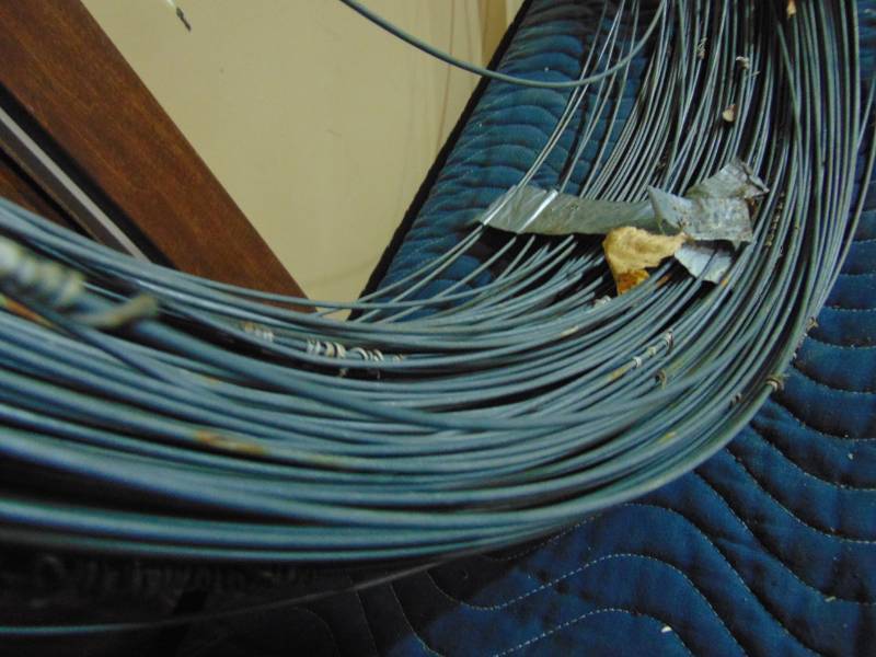 lot 105 image: Large Roll of Electrical Fence Wire
