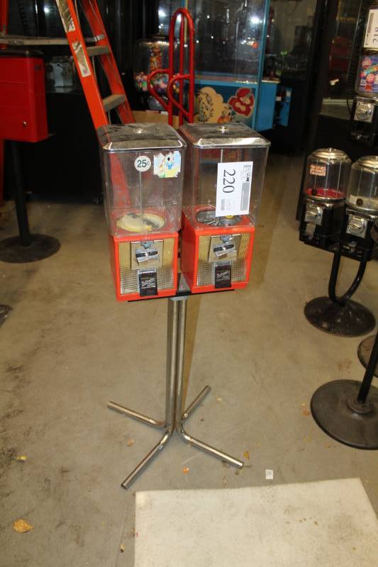 Northwestern 2-Head $.25 Bulk Candy Dispenser