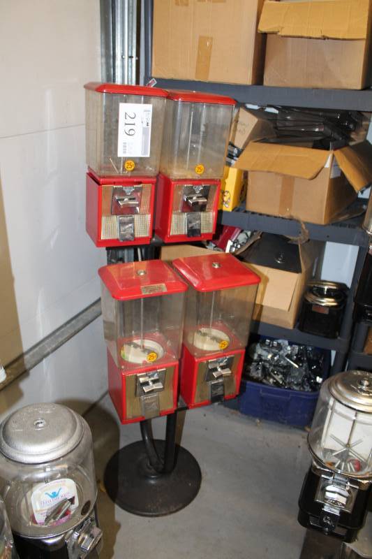 Northwestern 4-Head $.25 Bulk Candy Dispenser