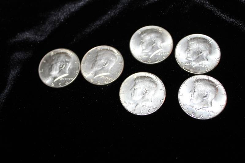 lot 254 image: Lot of (6) 1964 Kennedy Half Dollars