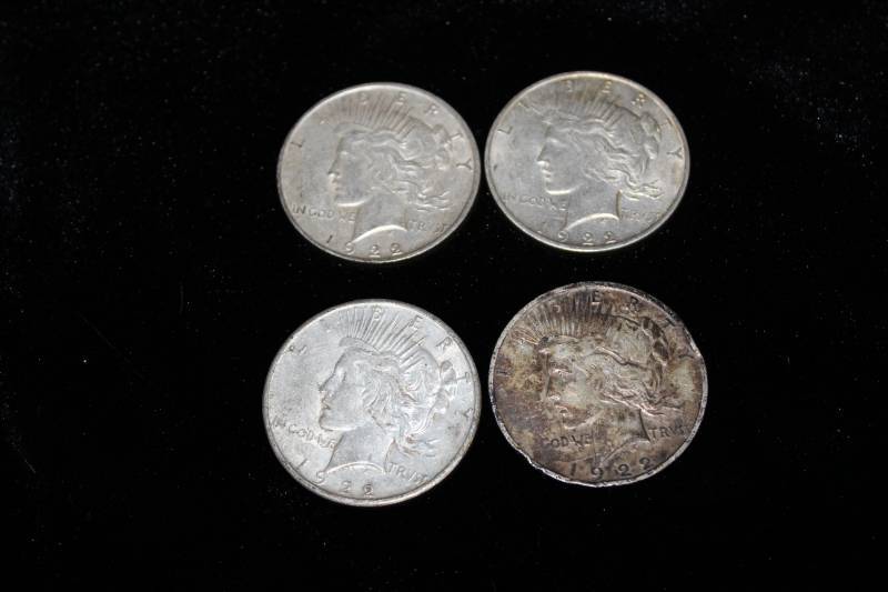 lot 230 image: Lot of (4) 1922 Peace Silver Dollar Coins