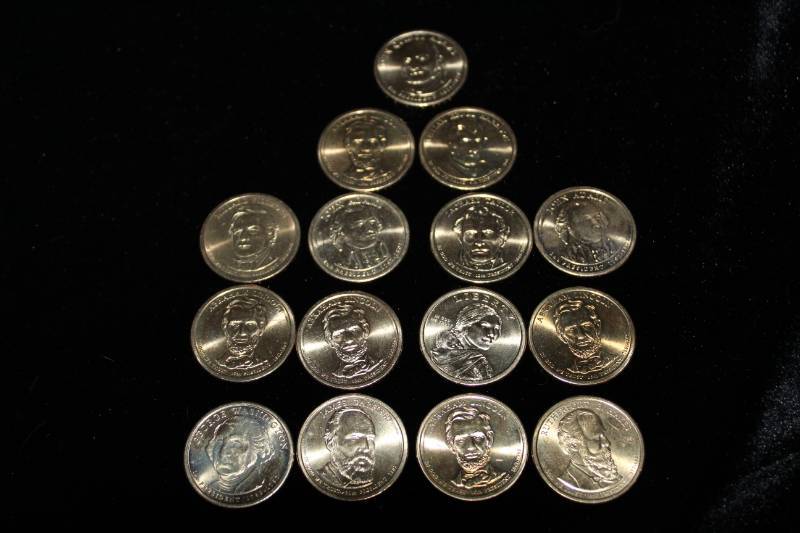 lot 305 image: Lot of (15) Presidential Dollar Coins Various dates
