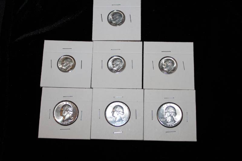 lot 286 image: Lot of (7) 1965 - 1969 Dimes and Quarters