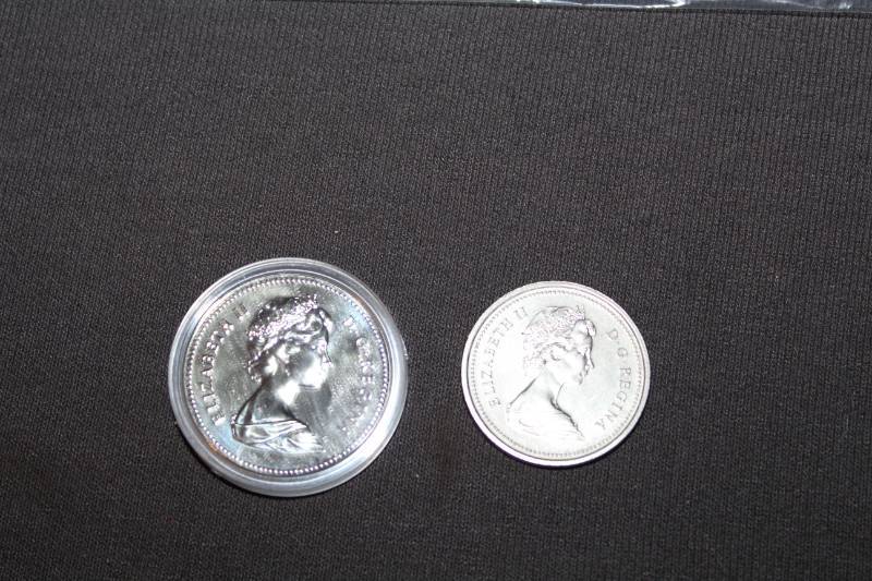 lot 318 image: Lot of (2) Canadian Silver Dollars