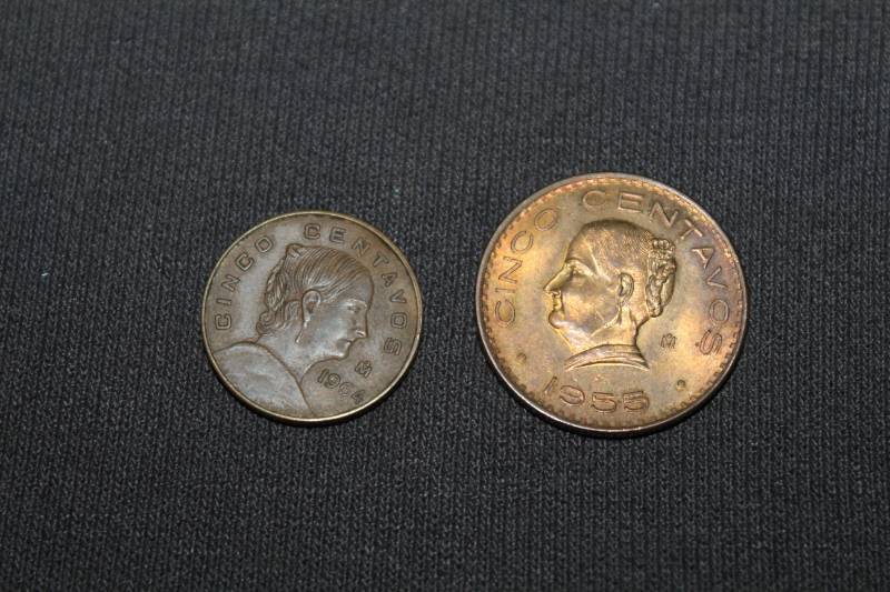 lot 337 image: 1955  Gold Cinco  Peso Coin and (1) 1964 Cinco Centavo Coin