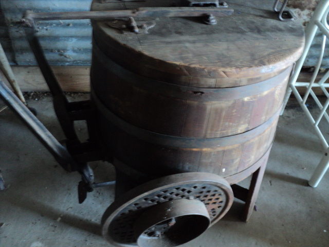 very old wood washing machine that ...