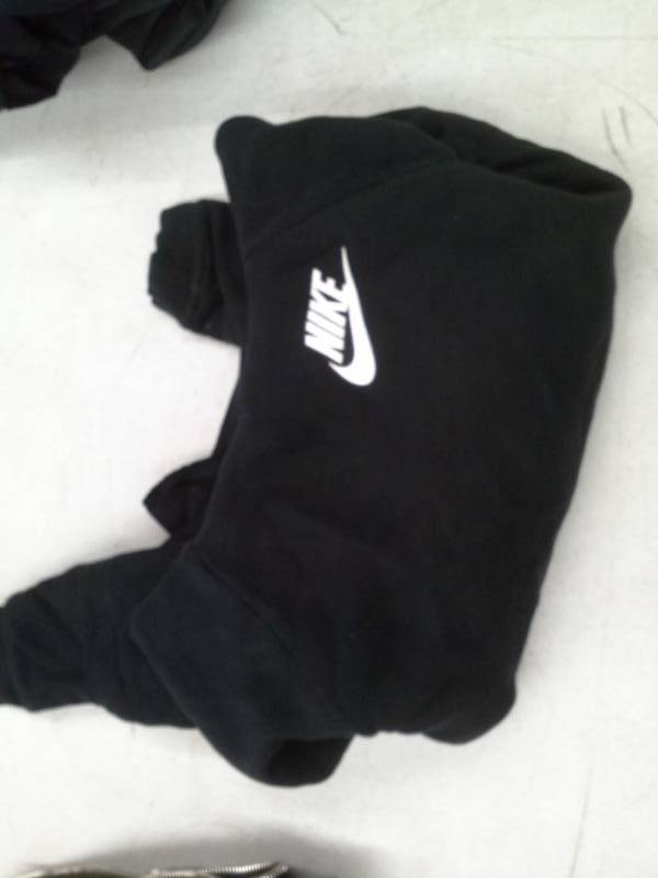 lot 117 image: Mens Nike Sweatshirt and New Jacket