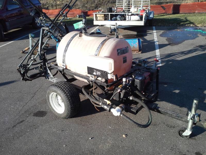 lot 216 image: Toro Towable Sprayer