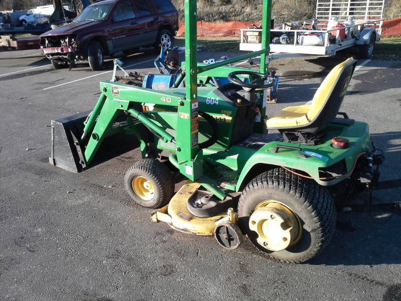 lot 215 image: John Deere 455 with Front-End Attachment, Bucket, 60 Mower Deck