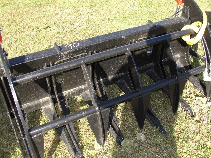UNUSED 66 CLAM GRAPPLE