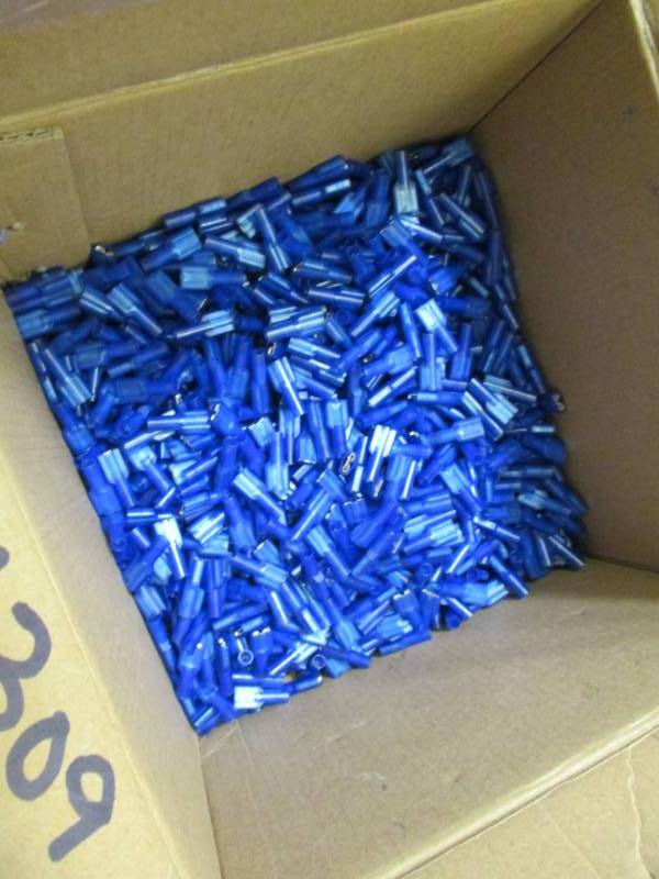 lot 16 image: 16-14 AWG Blue Nylon Insulated Female Disconnect