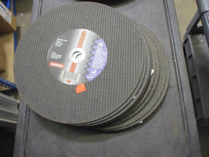 lot 28 image: Type 1 cutting wheel 12