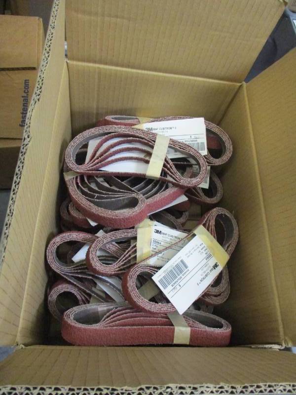 lot 39 image: Dynabraid Belts-34x18-36 grit