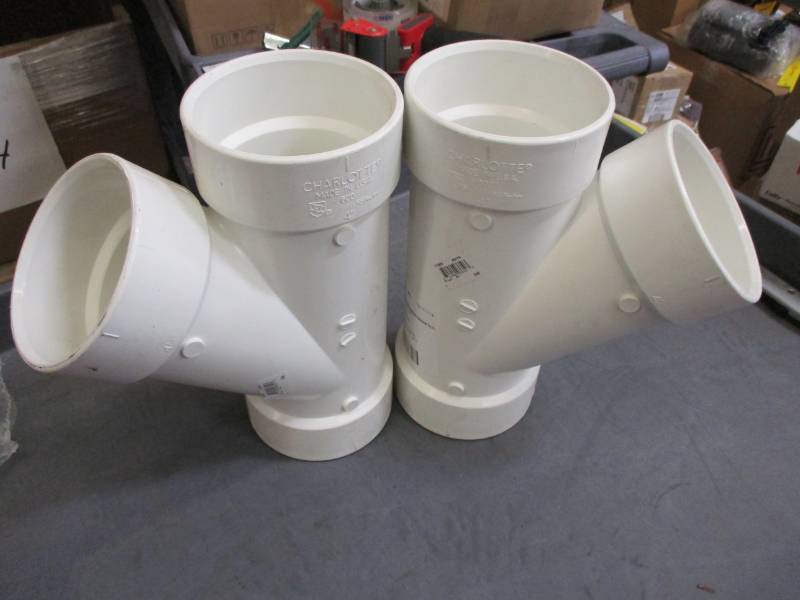 lot 55 image: 4 PVC Wye