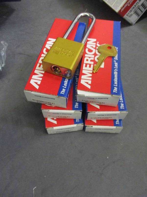 lot 46 image: Padlocks-Keyed Alike