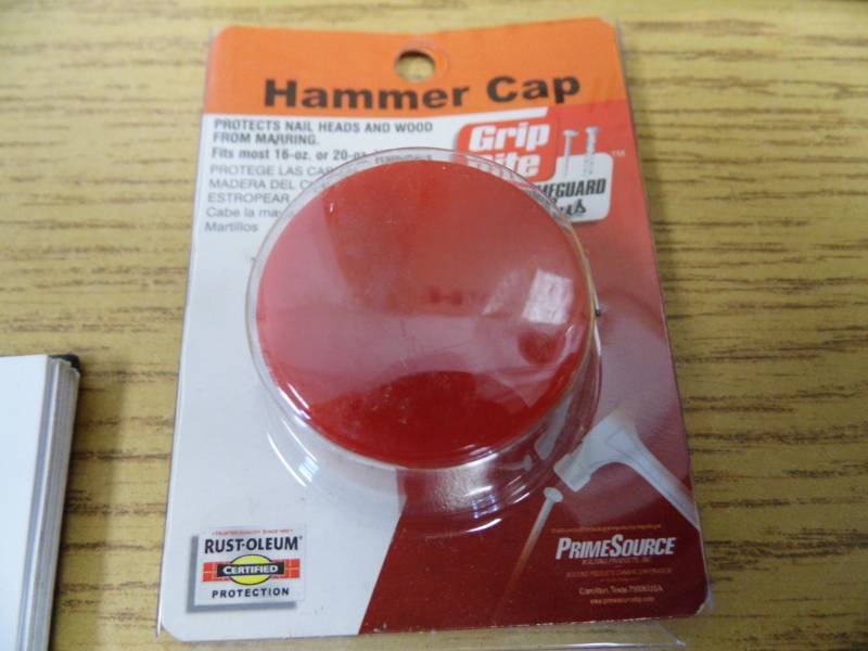 lot 1 image: Grip Tite Hammer Caps