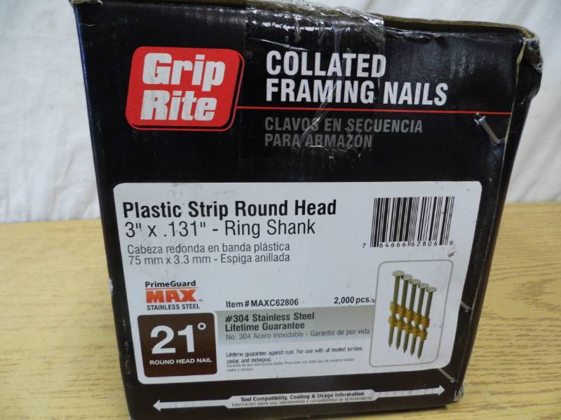 lot 24 image: Grip Tite Plastic Strip Round Head Nails