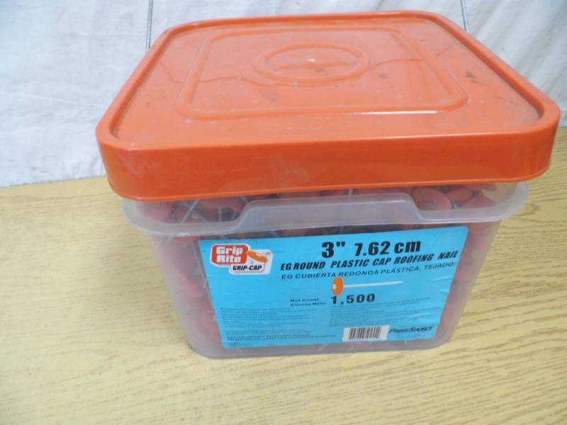 lot 29 image: Grip Tite 3 EG Round Plastic Cap Nail