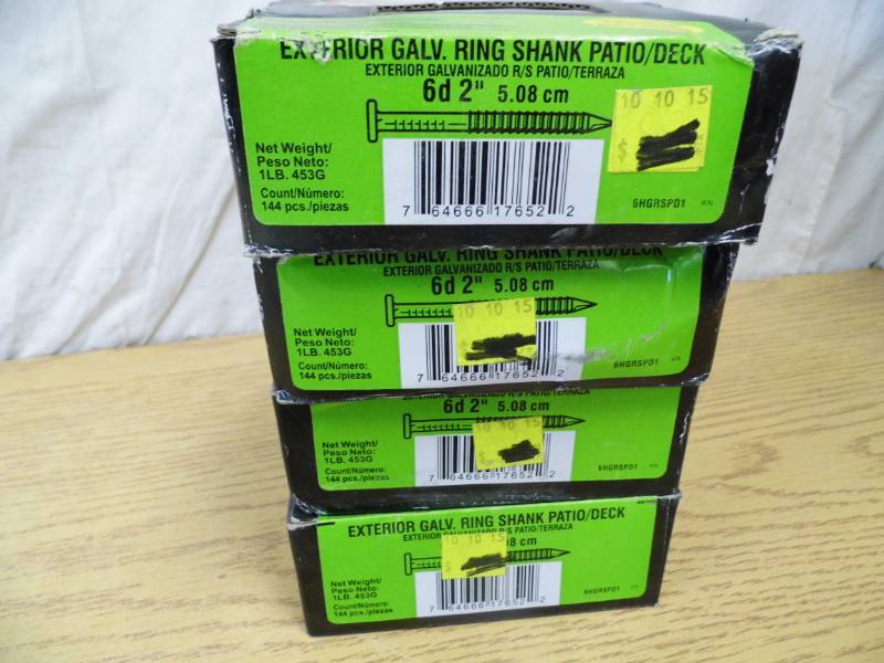 lot 37 image: 4 Grip Tite Ext Galv Ring Shanks Patio Nails