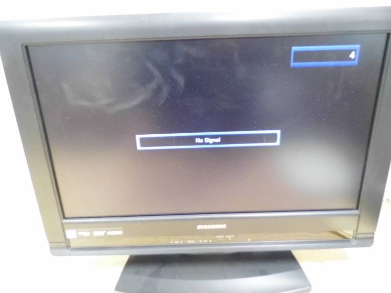 lot 61 image: Sylvania TV