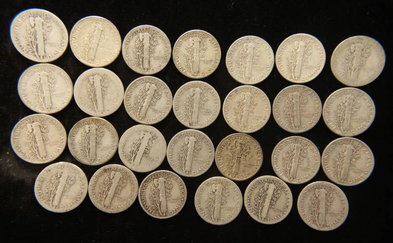 27 MERCURY SILVER DIMES AS PICTURED