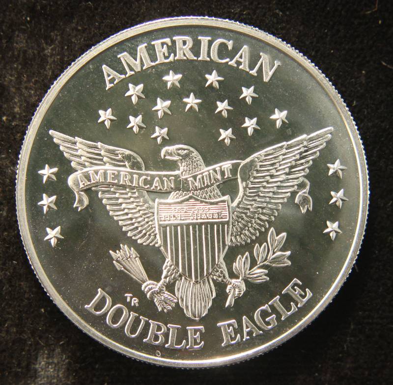 1 TROY OZ. .999 FINE SILVER 1985 DOUBLE EAGLE DESIGN AMERICAN MINT
