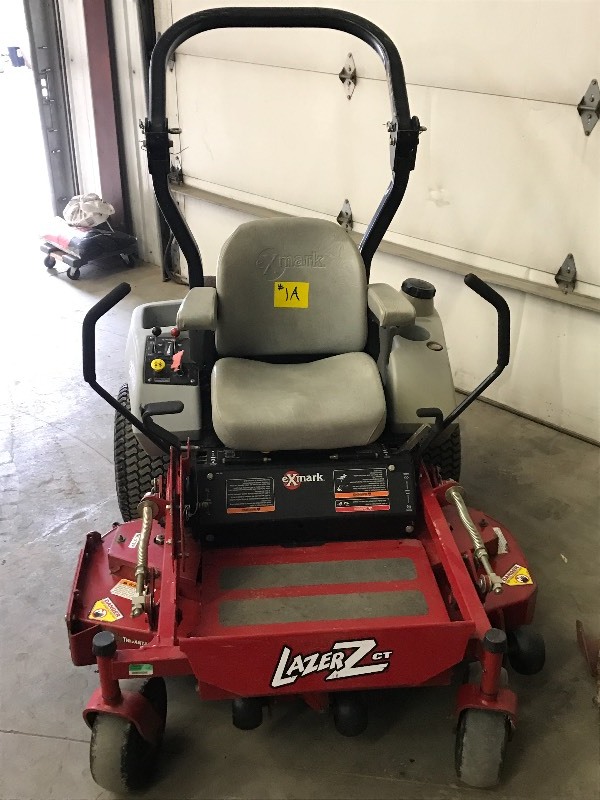 lot 1A image: Exmark LazerZ CT Lawn Mower