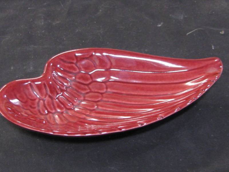 lot 9 image: Red Wing Spoon Rest