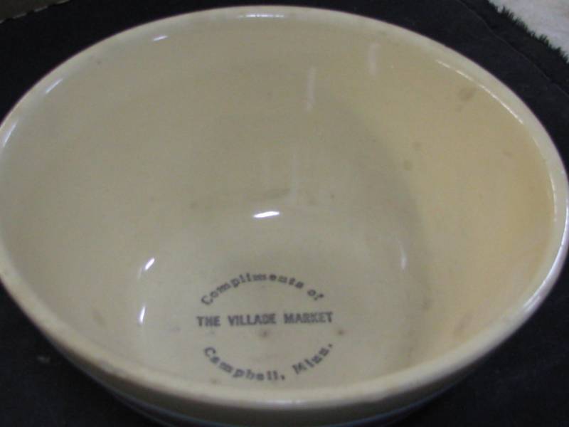 lot 13 image: USA Crock Advertising Bowl