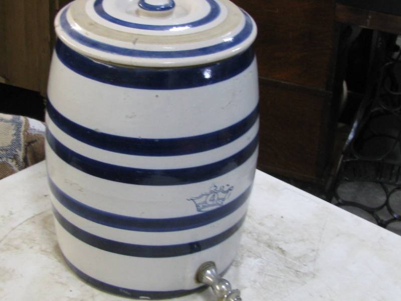 lot 15 image: Robinson Ransbottom 4gl Water Cooler