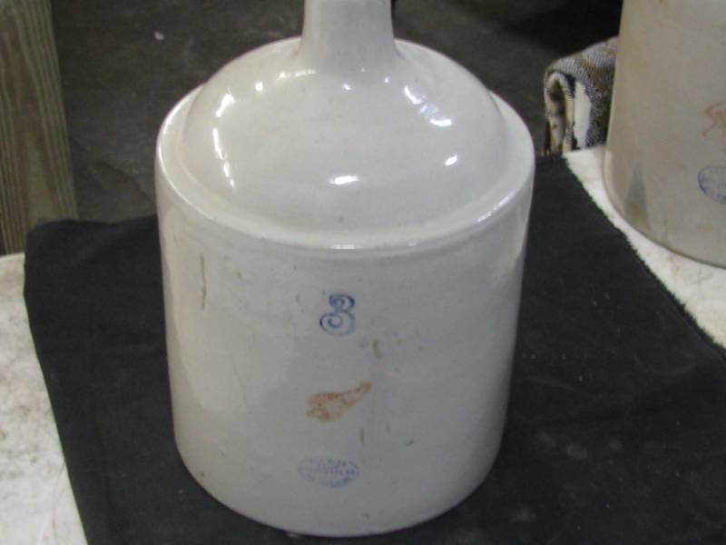 lot 19 image: Red Wing 3gl Crock Shoulder Jug
