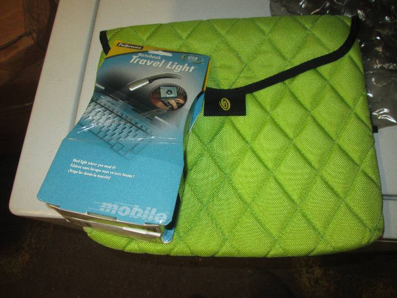 neon green laptop sleeve 2 noteboo...