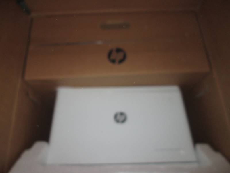 HP M335 commercial printer powers o...