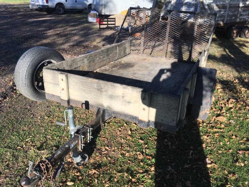 lot 1 image: 8 x 5 Tilt Bed Utility Trailer
