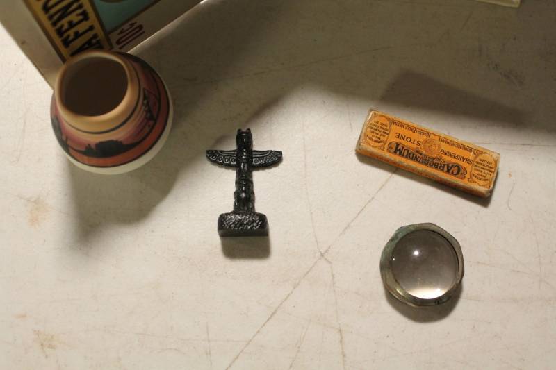 lot 100 image: Pottery, Statue, Sharpening Stone, Assorted Knick Knacks