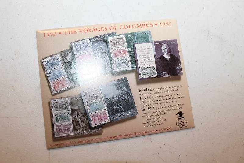 lot 4 image: 500th Anniversary of Christopher Columbus Set