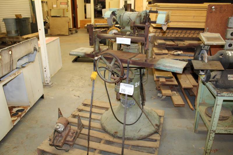lot 10 image: Mattson Grinder