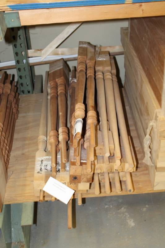 lot 54 image: Turned Stair Balusters