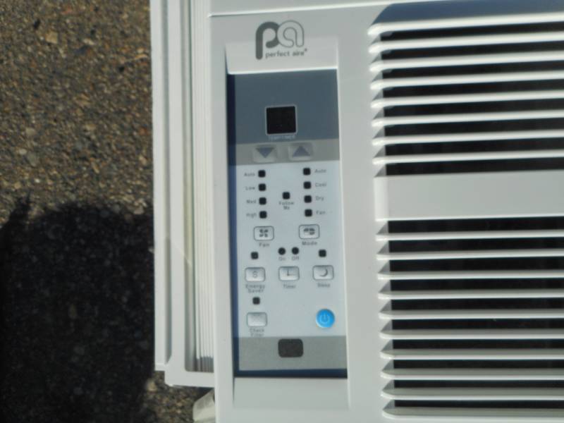 Like New Air Conditioner