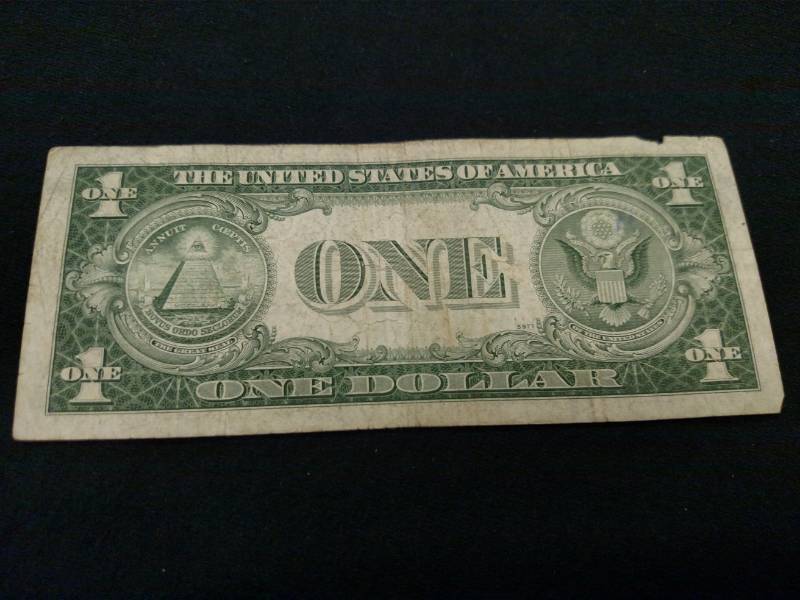 1935 E One Dollar Silver Certificat...