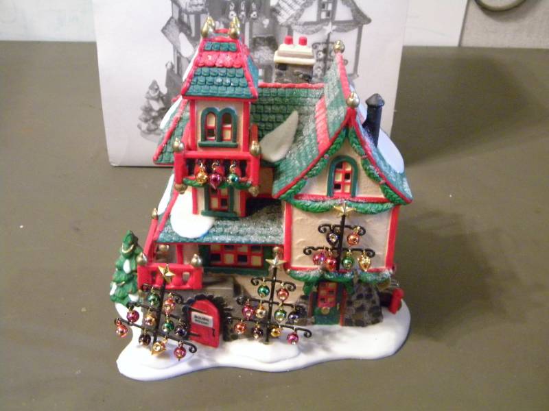 lot 5 image: Dept. 56  Glass Ornament Works