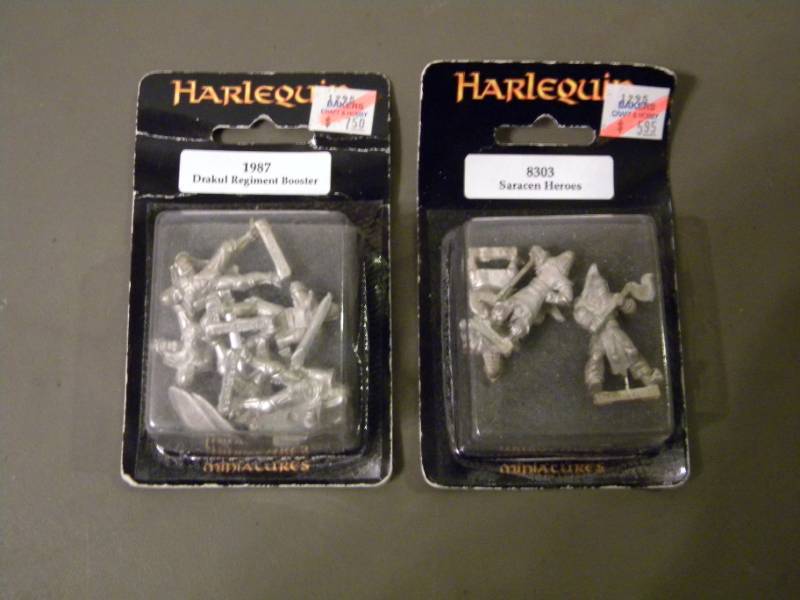 lot 47 image: Harlequin Pewter D & D Type Figures